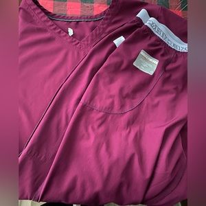 Wine colored Skechers scrub set